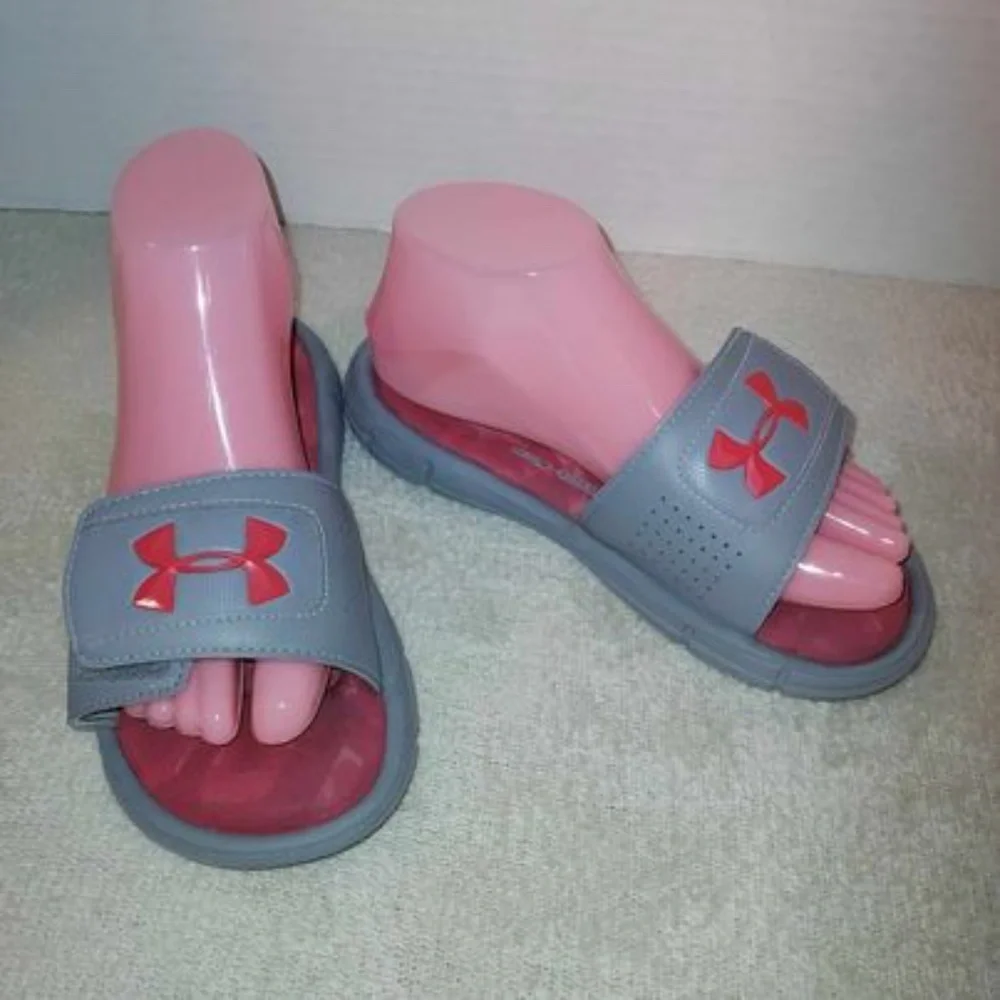 Under Armour kid's slides gray and red size 5Y/Eur 37.5
